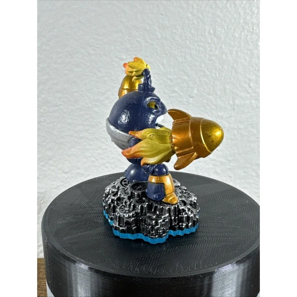 Skylanders Swap Force Countdown Figure!